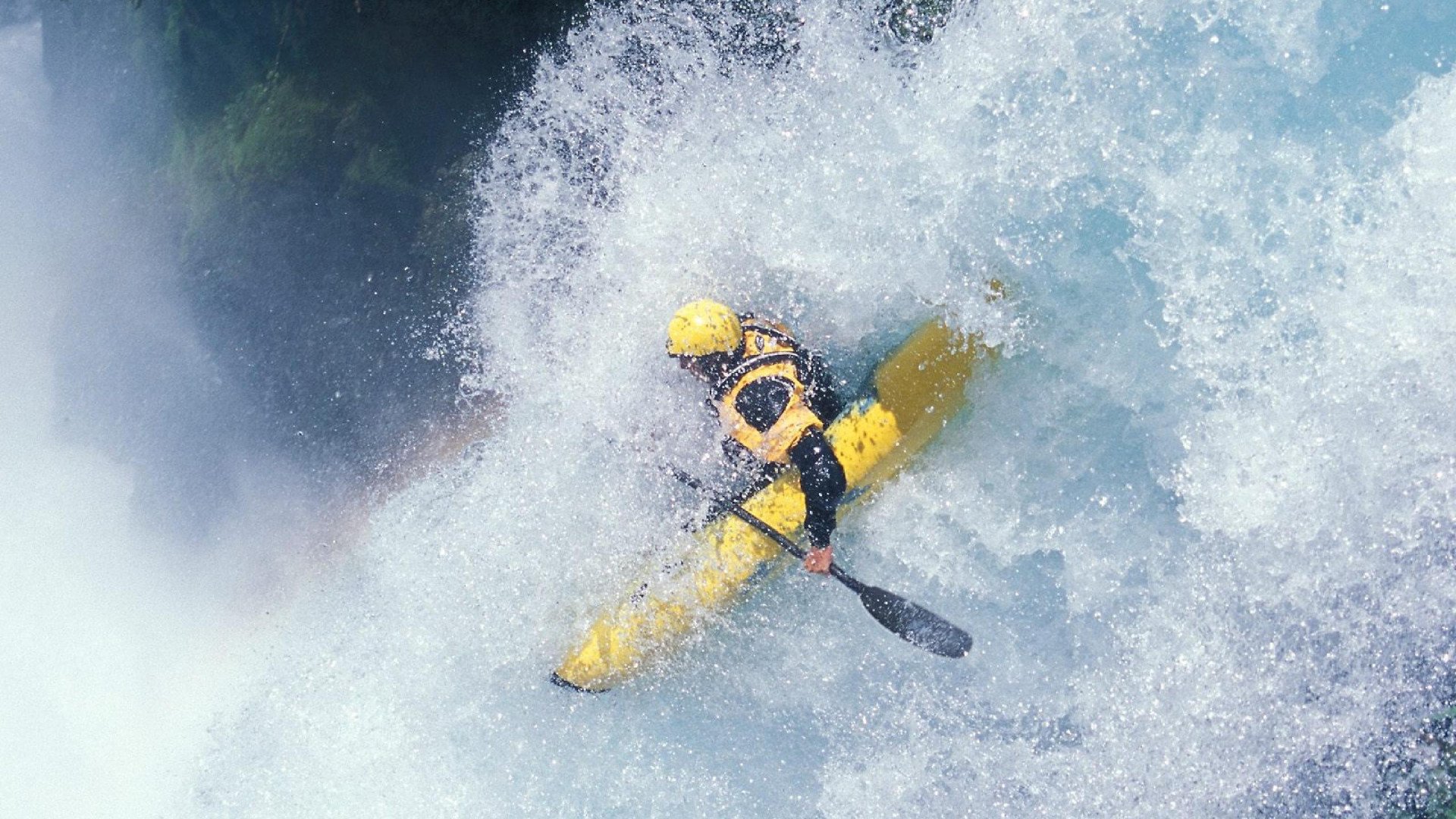 跳水决赛中立代表队A女将冷静发挥，跳水决赛运动员